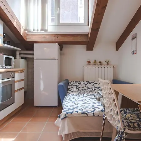 Ponterosso Torrebianca Elegant Suite-fibra Wifi Апартаменты Триест